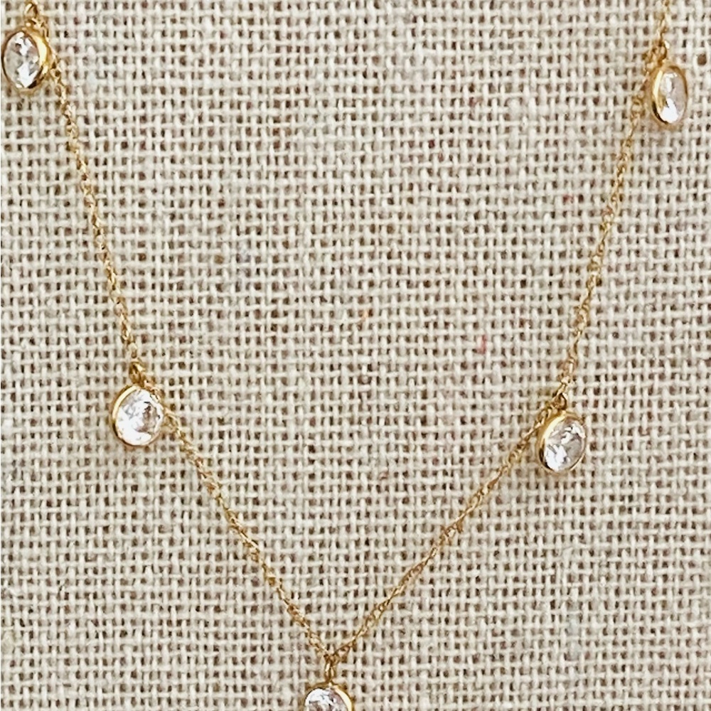 Yellow gold station necklace